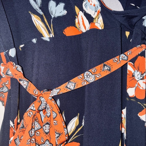 Leota Black Floral Long Sleeve Dress - Picture 3 of 5